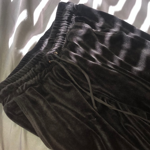 Black sweats - Picture 1 of 1